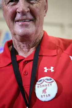 romney-ryan-pin-233.jpg