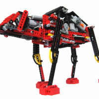 Taran Van Hemert’s AT-AT constructed with custom 3D printed Legos