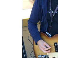 Rune wirelessly rocking Maker Faire Trondheim