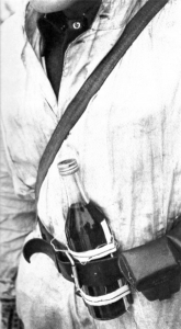 Finnish soldier with a Molotov Cocktail. (Public domain)