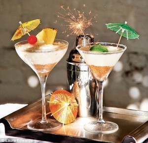 article-2032275-0DA3ABFE00000578-399_468x455