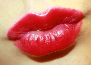 kiss+lips