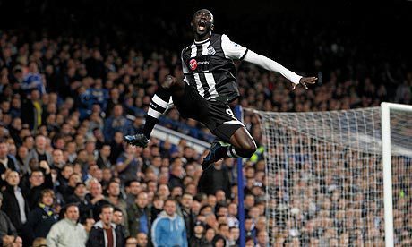 Papiss Cissé celebrates against Chelsea