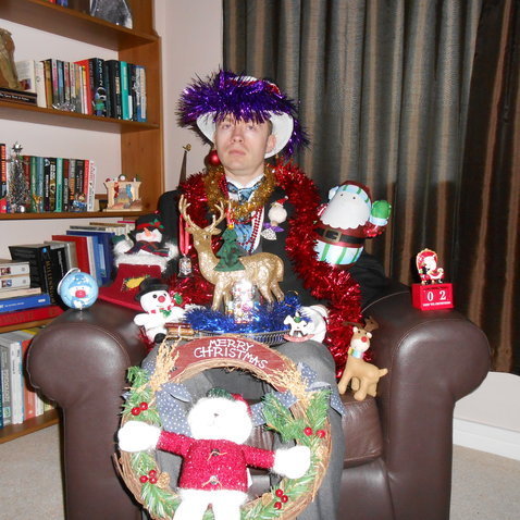 That bauble sets off the arm of the chair nicely...