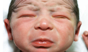 Newborn-baby-001