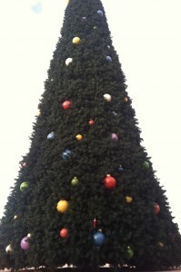 Contemporary Resort's tree - Where's Leonard?
