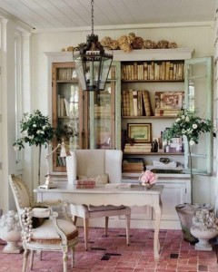 A lovely writing space!