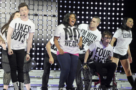 Rumor Patrol: Original 'Glee' Cast Reunites, Miley Not Invited T