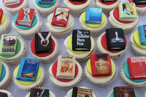 book-cupcakes