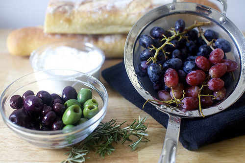 a mix of grapes and olives isn't necessary