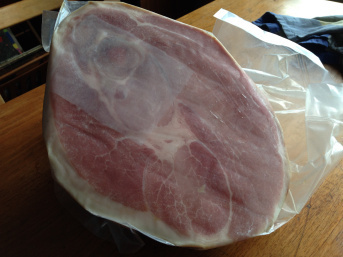 Beautiful Christmas ham