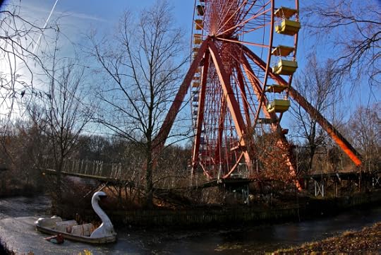 The Fun Stops Here - Abandoned Playgrounds & Amusement Parks | Lis'Anne Harris