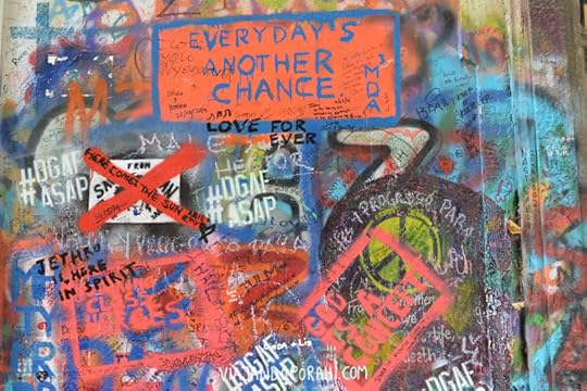 Mensajes en el Muro de John Lennon, Praga