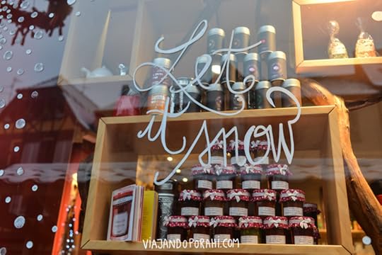 Let it snow, let it be