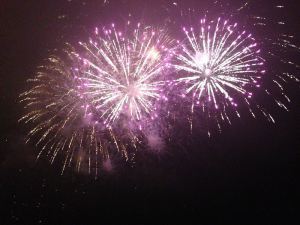 Ventnor_Carnival_2013_fireworks_display_27