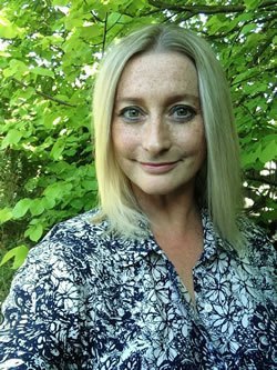 Eve Lomski