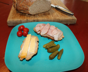 72dpi_300pph_ryebreadlunchplate