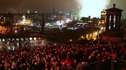 173505-street-party-thousands-of-people-descend-on-edinburgh-for-hogmanay