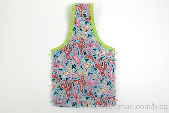 Nancy Zieman Sewing With Nancy Sew an Easy Hostess Tote
