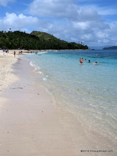 A Dravuni Beach