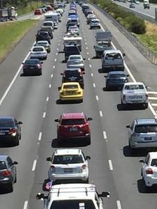 Bheavy traffic on bruce highway