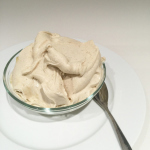 Il gelato di banana e cannella