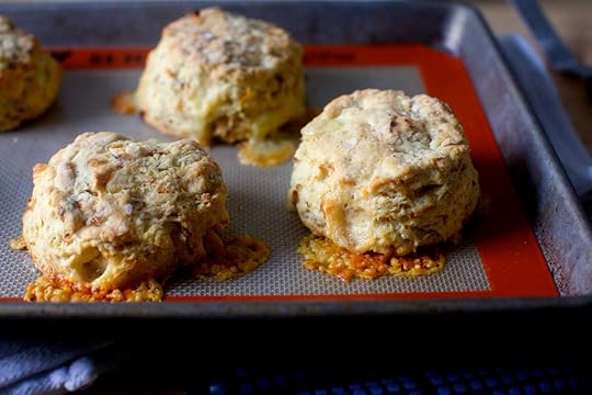 caramelized onion and gruyere biscuits