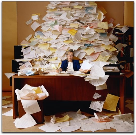 messy-desk-big-pile
