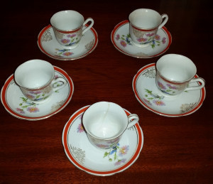 5 identical demitasse teacups