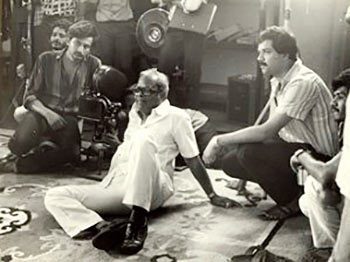 On the sets of Ek Duuje Ke Liye