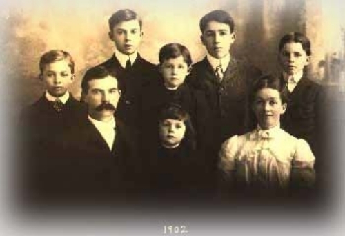  photo eisenhowerfamily_zpsgujnvp40.jpg