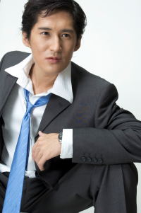 Asian_businessman_action