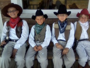kids in 1880s clothes