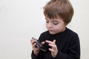 2011-09-01-kid-with-iphone