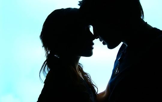  photo couple-silhouette_zpsrxpsogm1.jpg