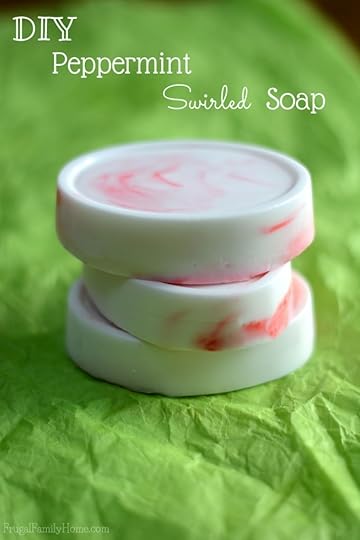Peppermint-Swirl-Soap-Banner-682x1024