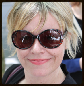 Helen Treharne Author Bio pic