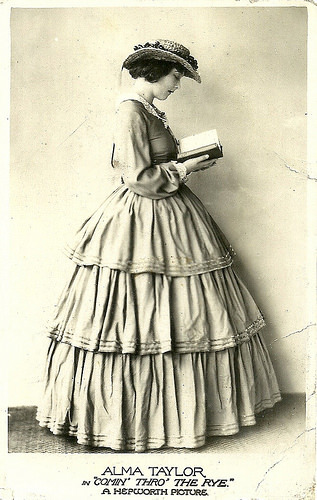 Alma Taylor in Coming Thro' the Rye