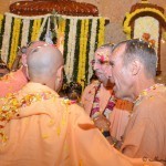 Radhanath Swami at Flower festival - mumbai 2015 022