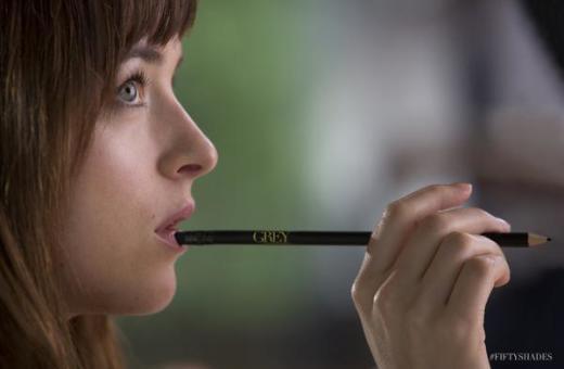 anastasia-steele-pic.jpg.pagespeed.ce.5EJiTiPx_cV8ZEdRcL2m