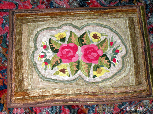Grandmas-Hook-Rug