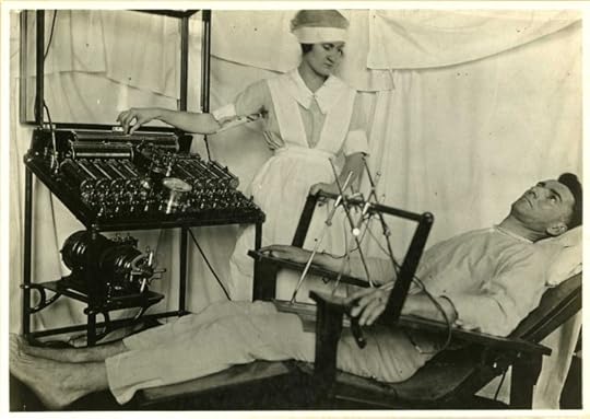 Psychotherapy during World War One, by otisarchives4. CC-BY-2.0 via Flickr.