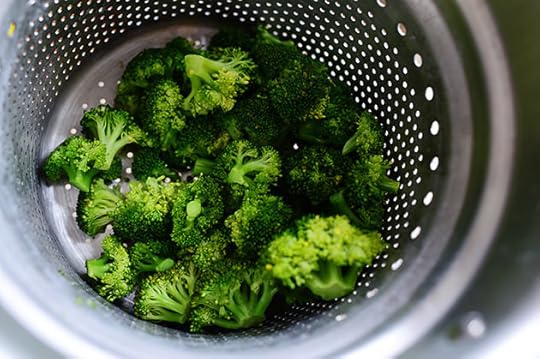 Broccoli with Cheese Sauce