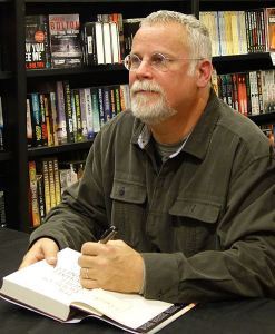Michael Connelly, 2013 (Brian Minkoff)
