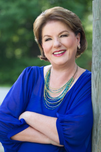 03_Linda Bennett Pennell_Author