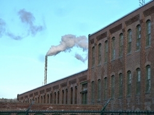 Mill with smokestack (300x225)