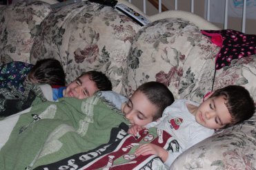 Sleeping One Blanket kids
