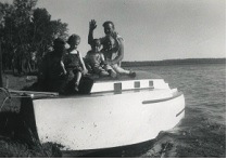  Shelly was the most creative man I���ve ever known��� This is the cabin cruiser he built he in 1949 and we kept it at Lake Minnetonka