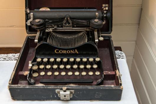 13-04-26 Lilac Garden-27