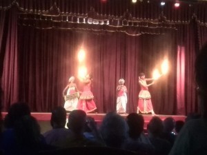 Peradenia Botanical Gardens Review - Kandyan Dance Review